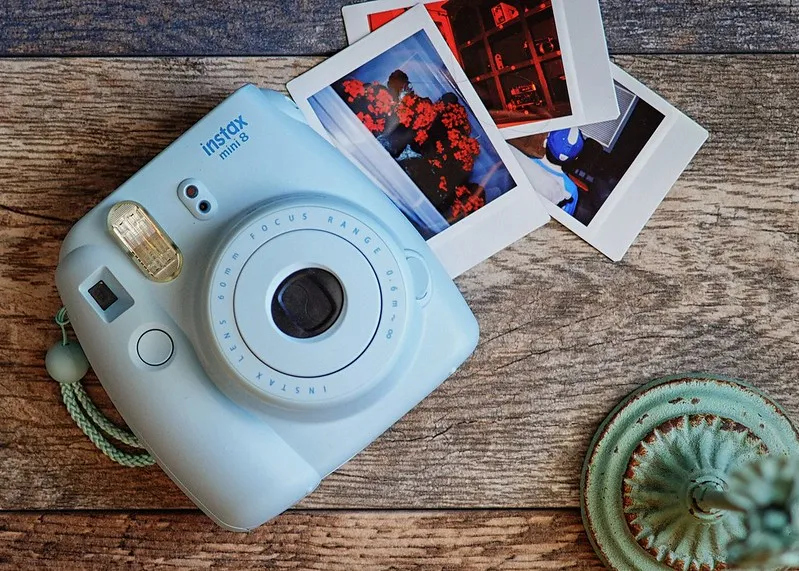 Fujifilm instax mini camera