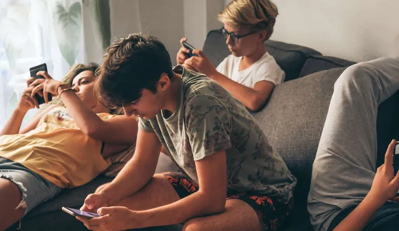 A Parent's Guide to Teen Online Safety