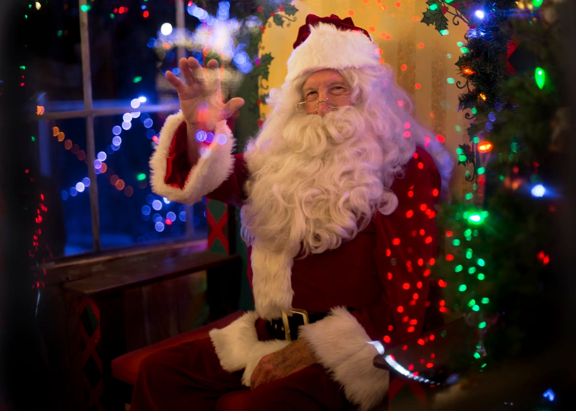 Jingle all the way to success: 6 entrepreneurial tips from Santa