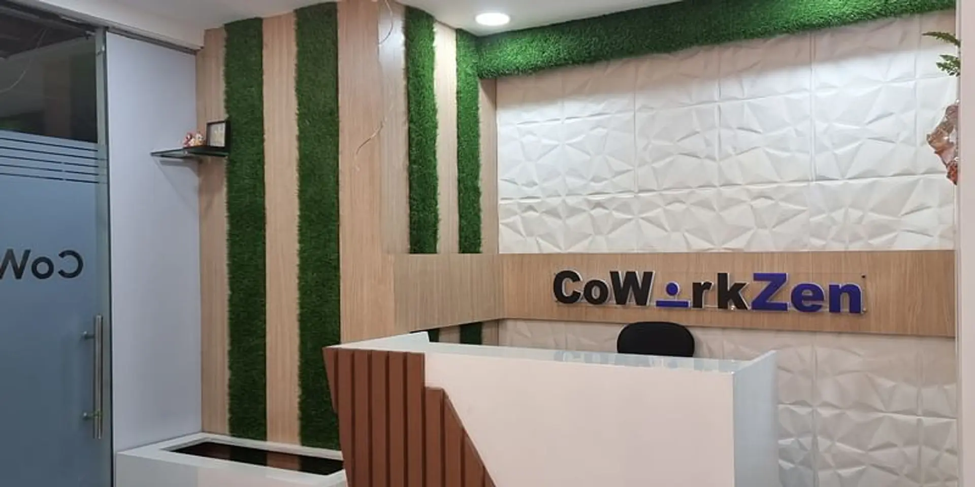 This newly launched Noida-based coworking and incubation startup aims to empower business owners