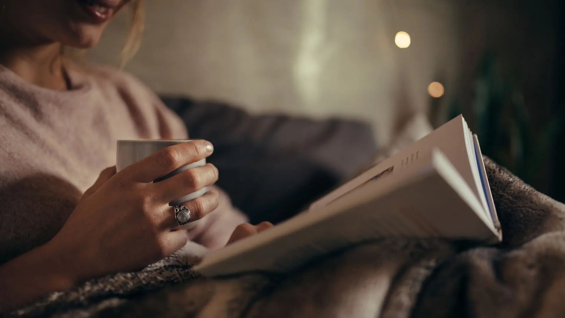 How reading boosts productivity for successful people