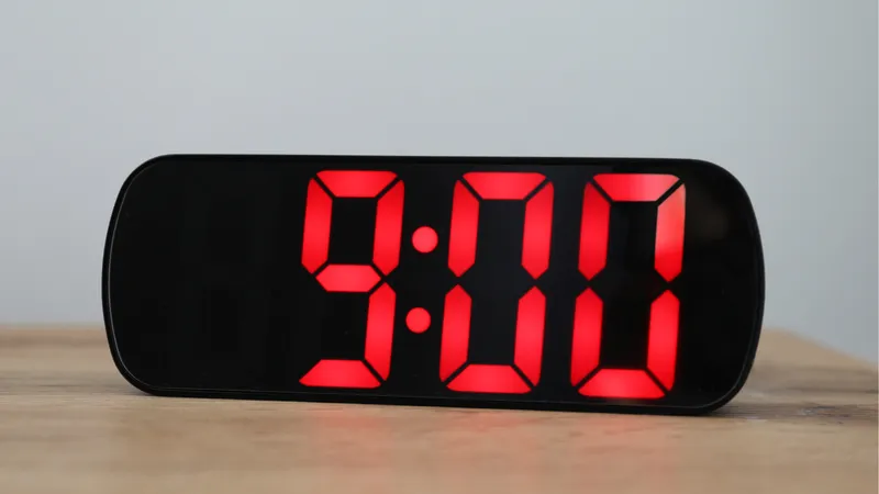 Win Your Day Before 9 AM: Daily Morning Success Rituals