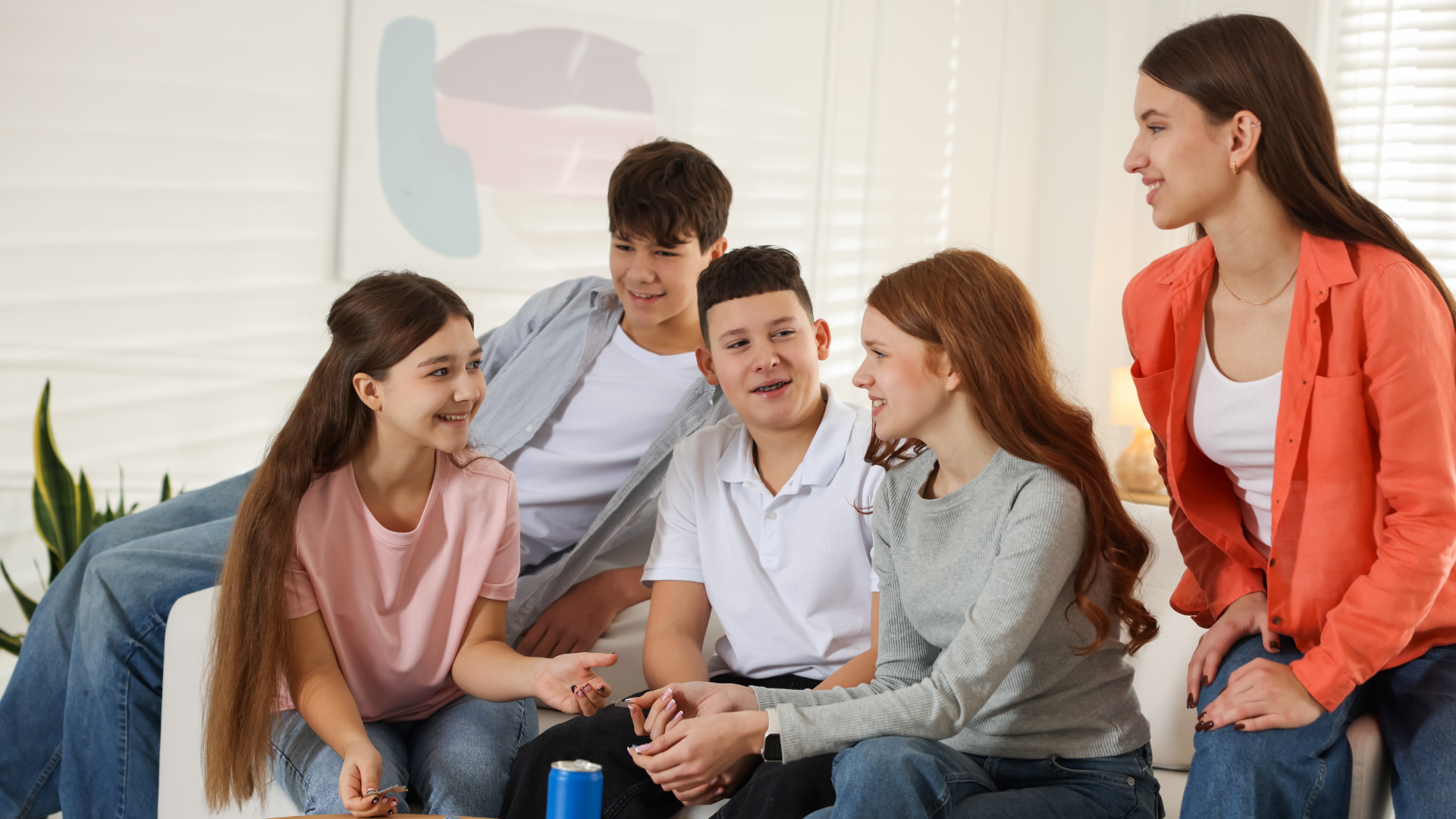 5 social skills that make you instantly more likeable