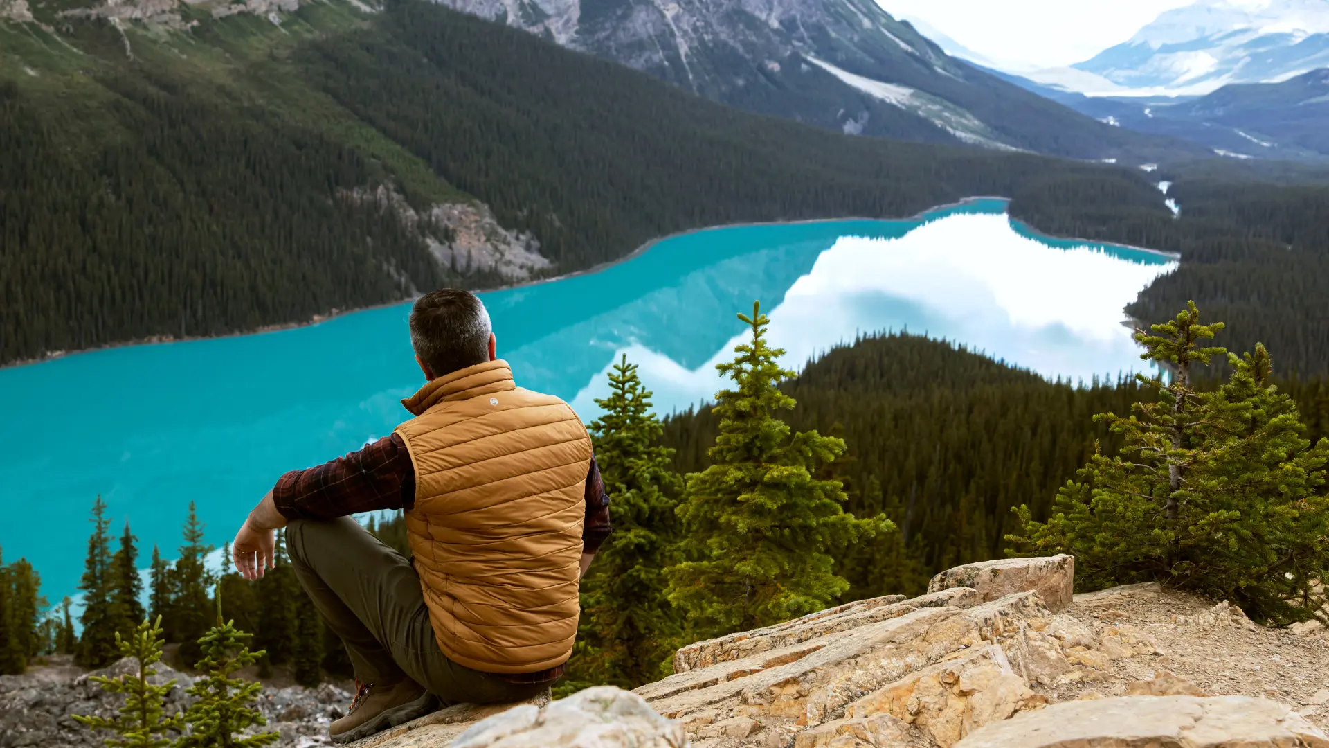 4 Travel books that will make your journey even better