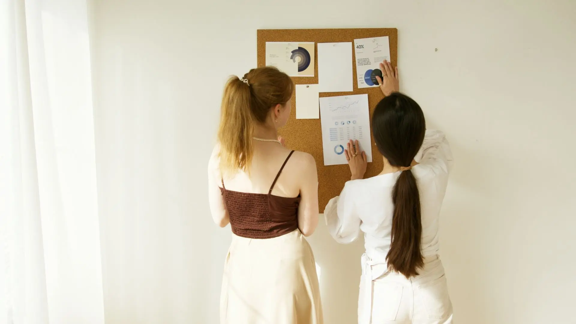 The psychology of comparison and ways to reclaim your calm