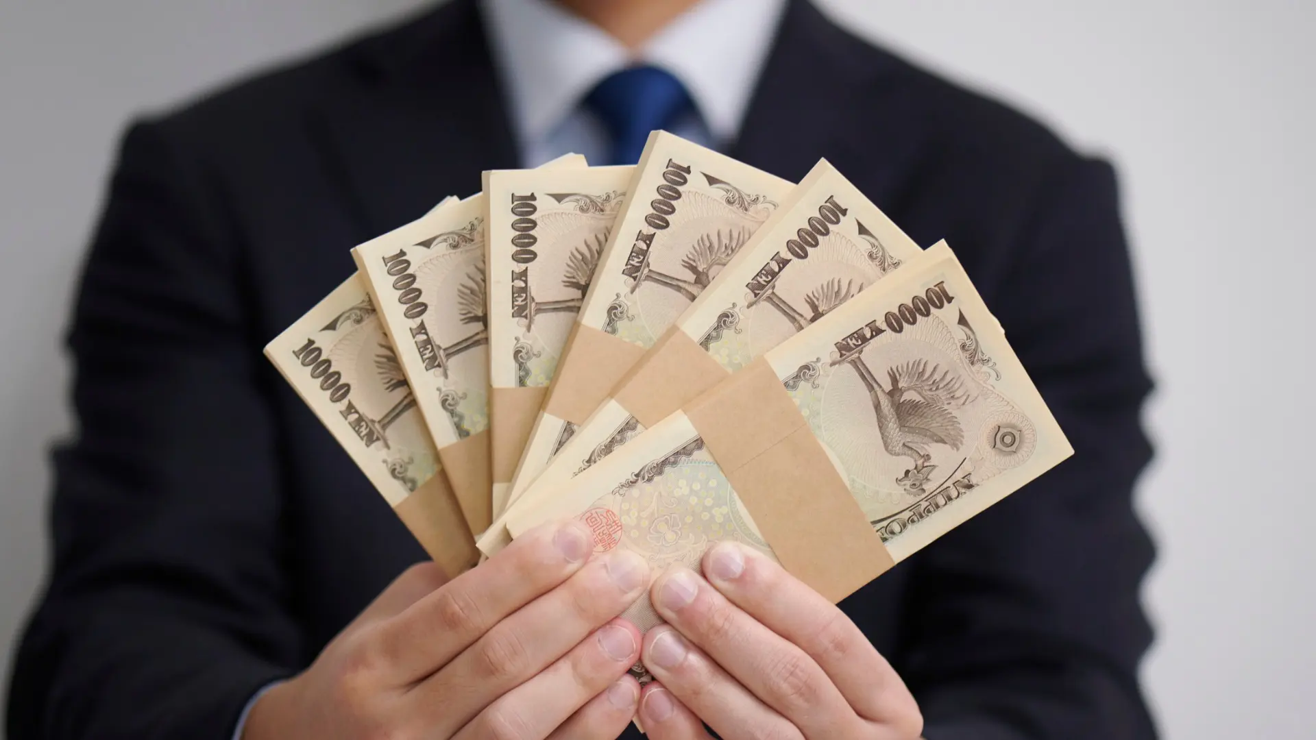 10 Japanese money habits that silently build lasting wealth