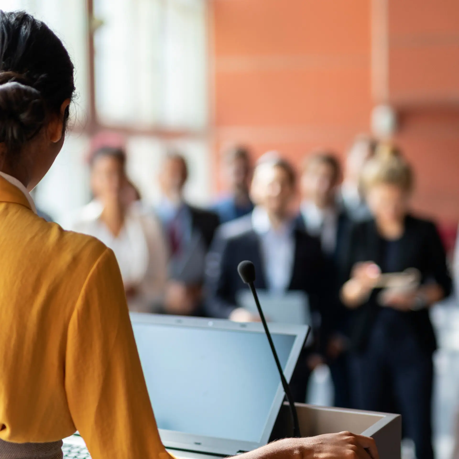 How to command any room and win without saying a single word