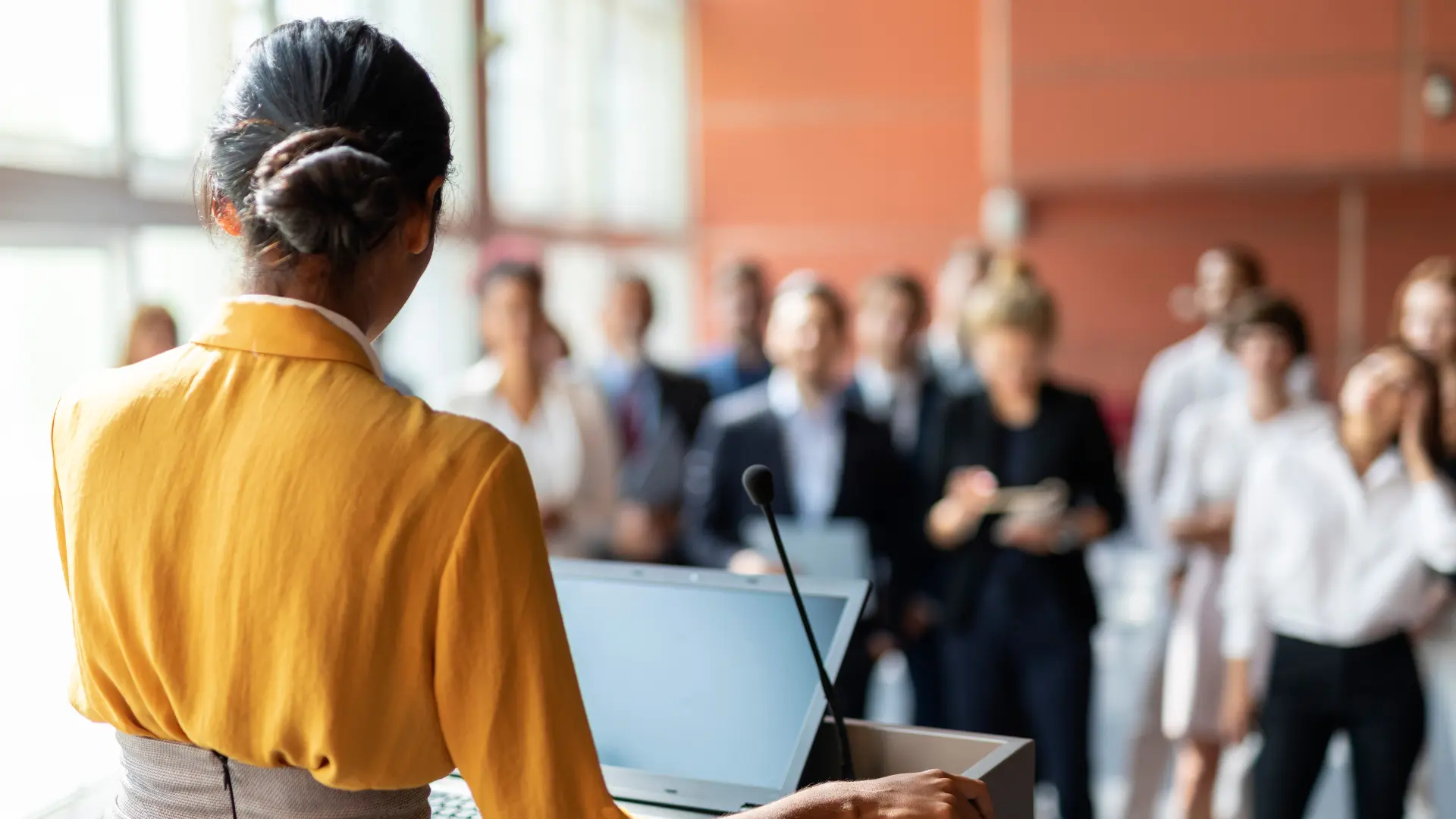 How to command any room and win without saying a single word