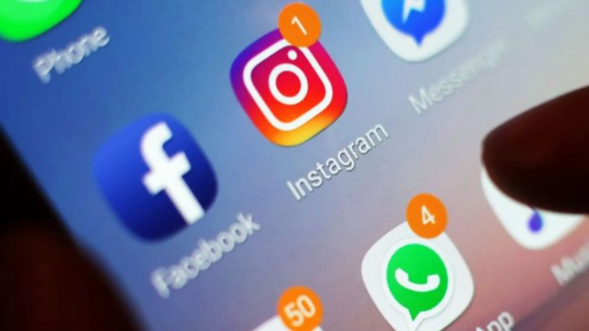 Applying for a US visa? Be ready to provide your social media details