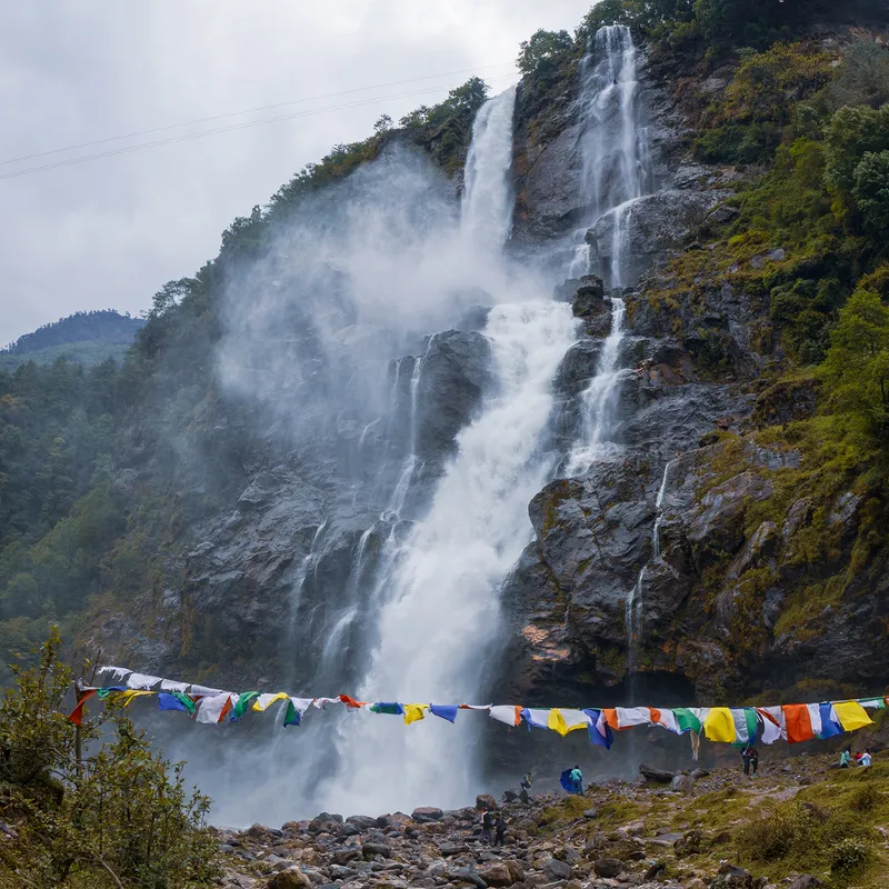 Nuranang falls