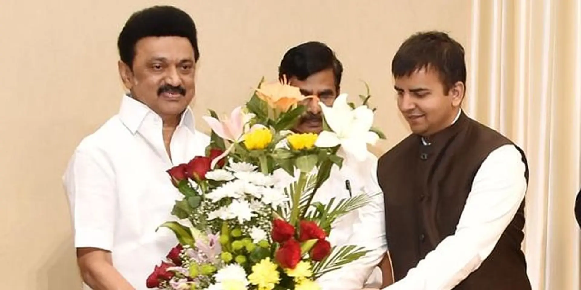 Ola signs MoU with TN govt to set up a 2000 acres EV facility