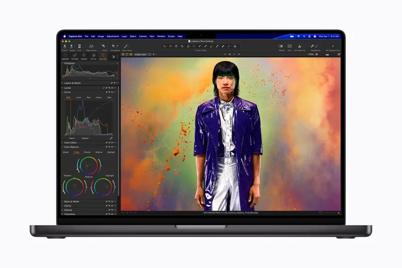 Apple MacBook Pro with M5 Pro and M5 Max