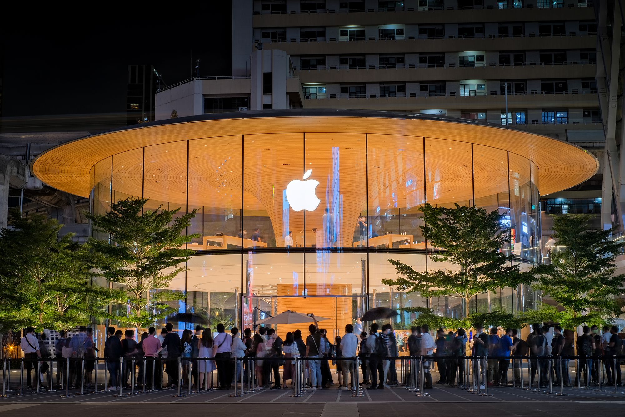 Tim Cook pleased with Apple’s double-digit growth in India despite overall sales dip