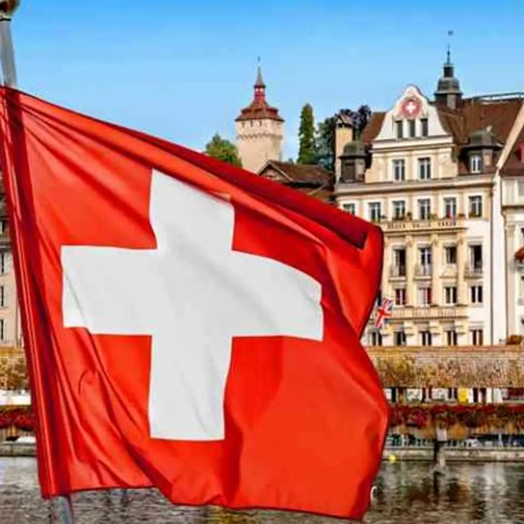 CL1: The First Biological Computer Powered by Human Brain Cells ...