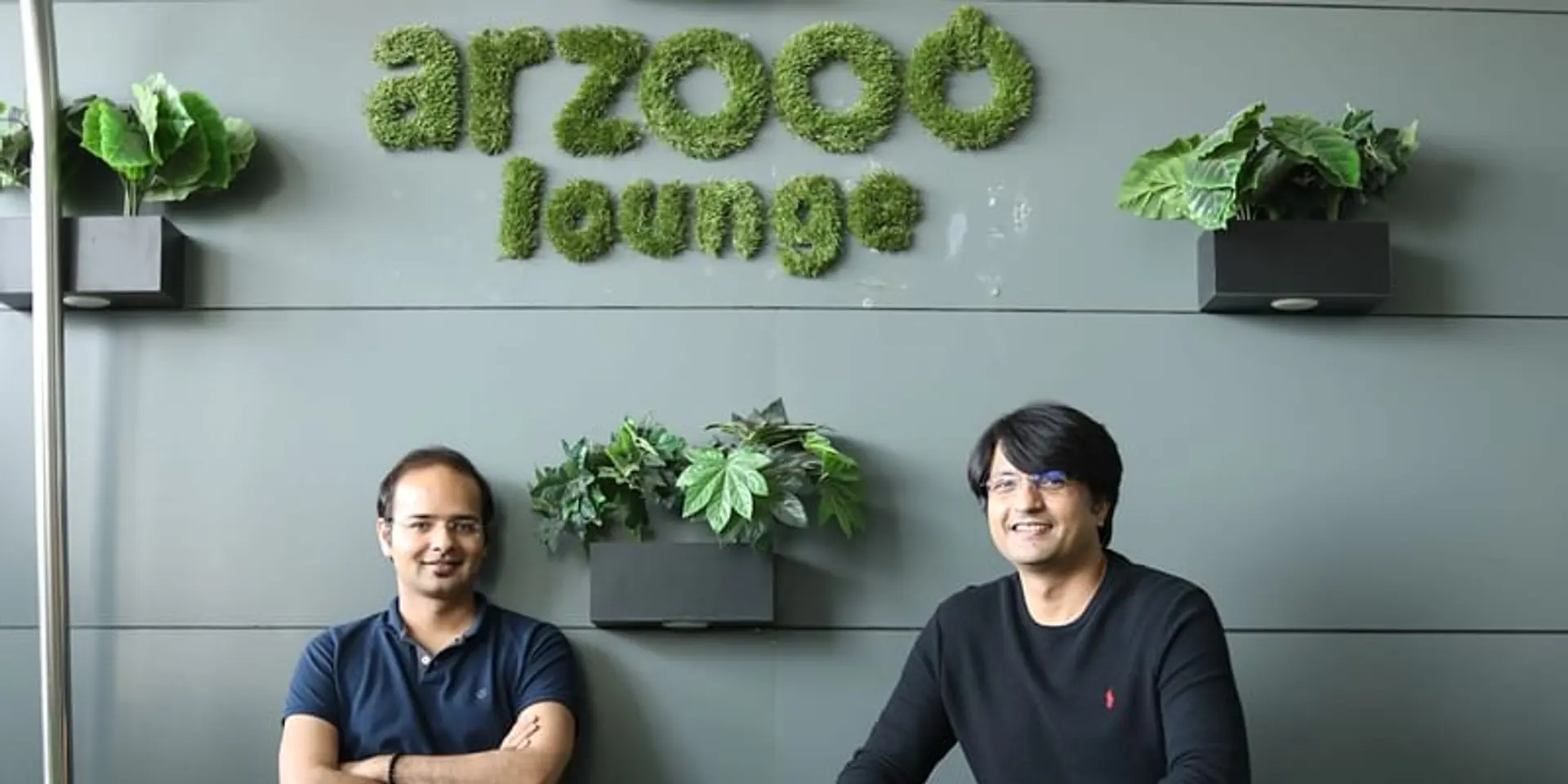 This startup founded by two ex-Flipkart colleagues is helping small retail stores to compete with ecommerce giants like Amazon