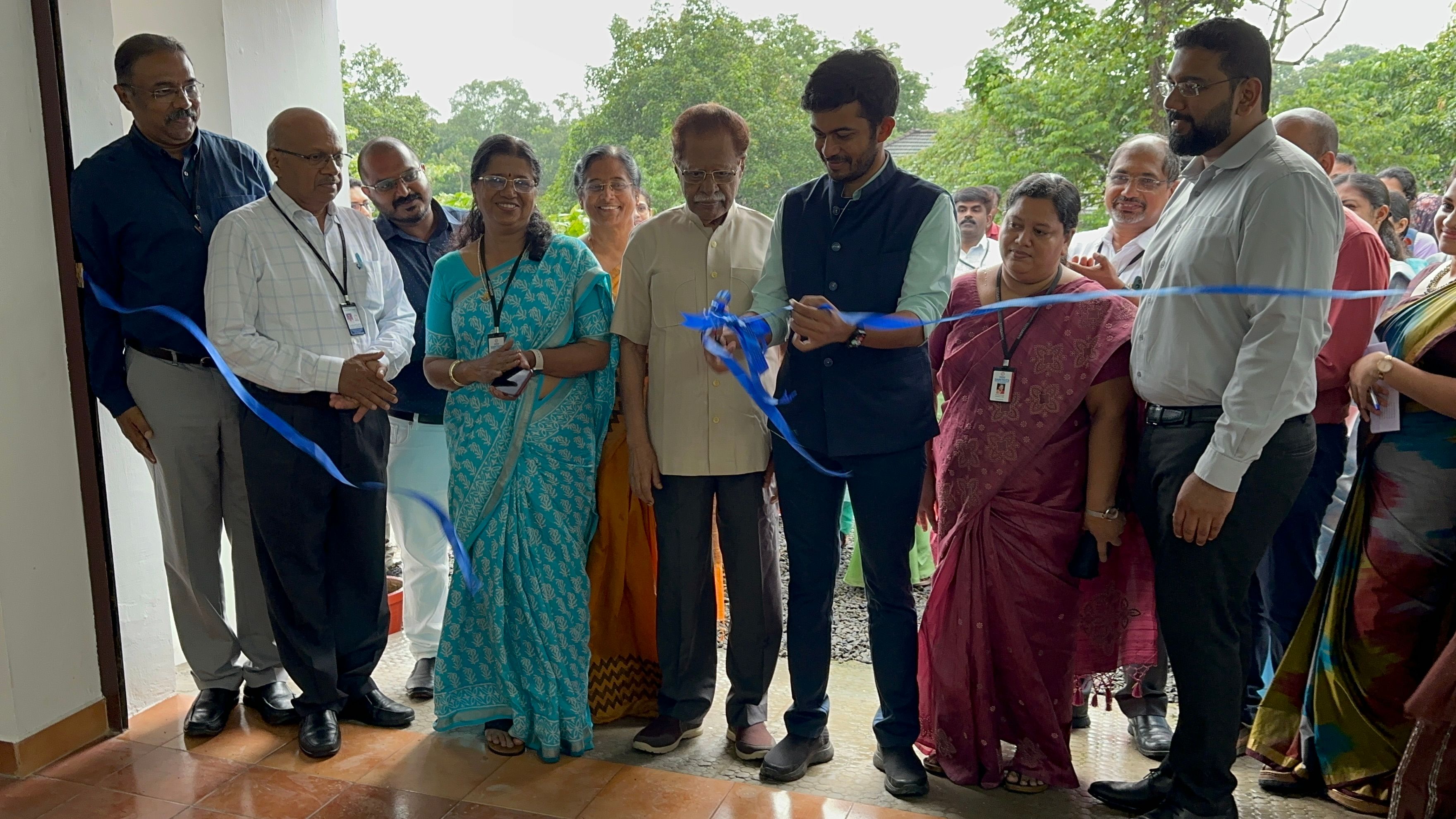 Mr. Adithya VS, CEO, Tvasta, inaugurating the Concrete 3D Printer Lab at Saintgits College of Engineering, Kerala