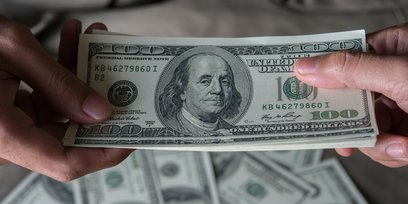 FPIs withdraw $2.5B from Indian stocks so far this month