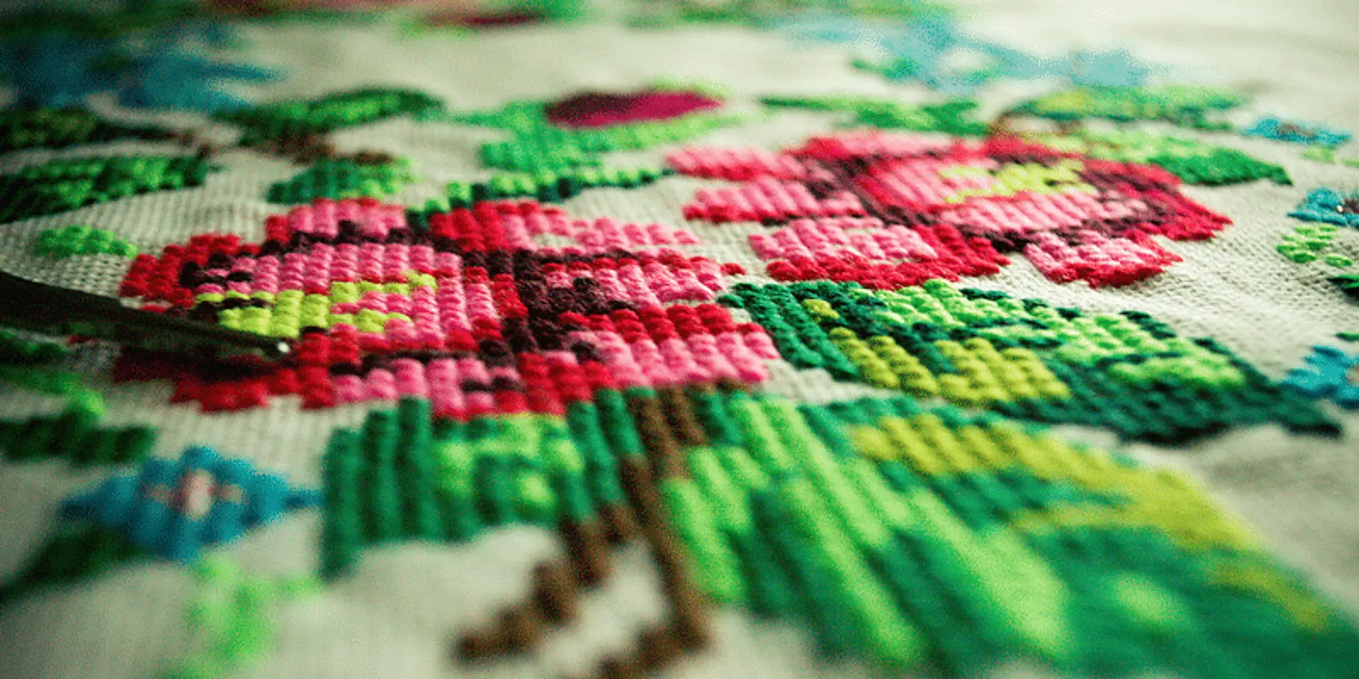 Need to take India's handloom, handicraft exports to new heights: Textiles Minister Giriraj Singh