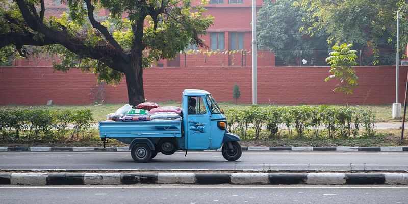 Omega Seiki Mobility ties up with Kissan Mobility to deploy 500 electric three-wheelers for last-mile delivery
