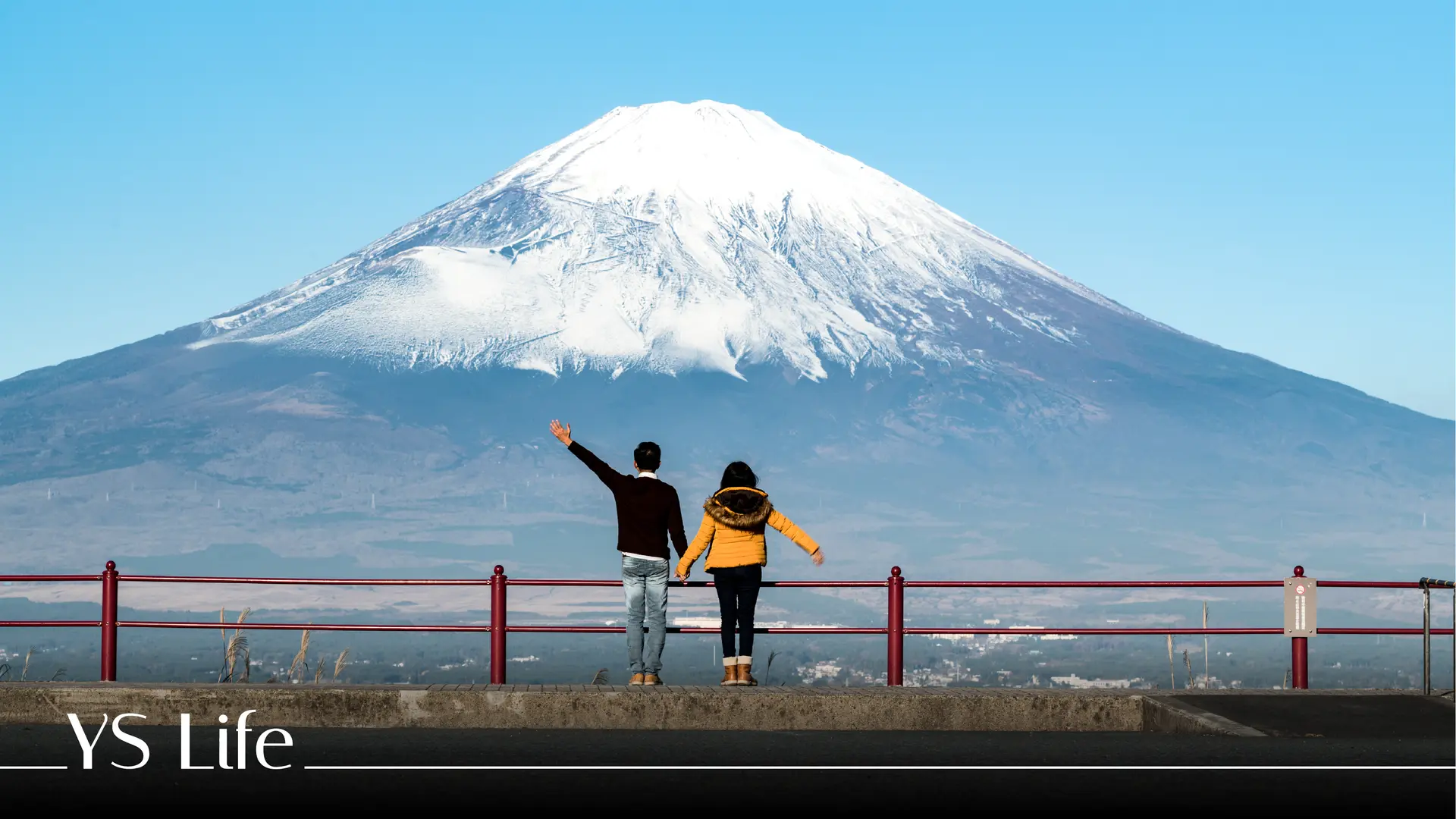Travelling to Japan? 5 spots that give breathtaking views of Mt Fuji