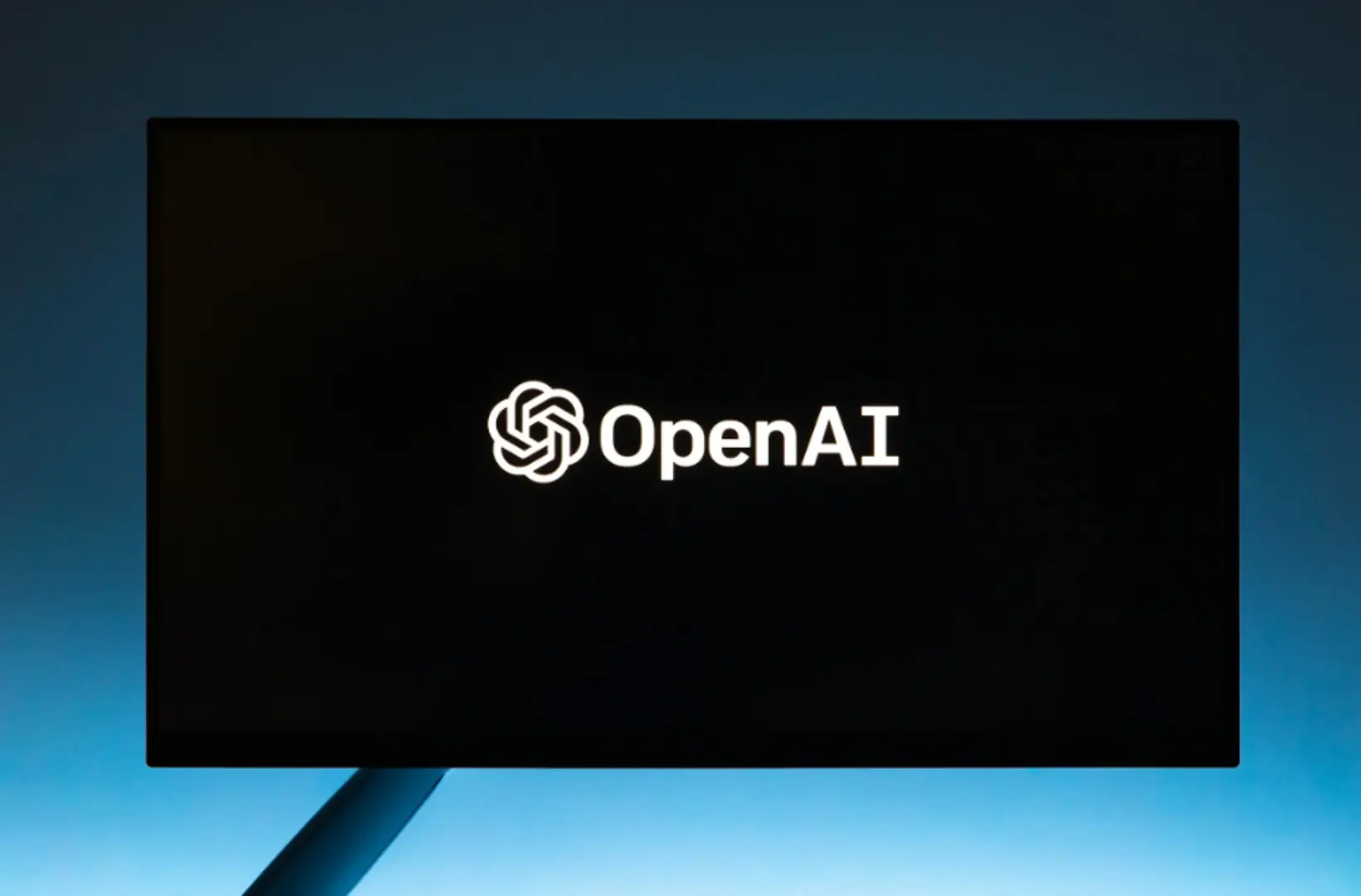 OpenAI rolls out GPT-4.1 model to ChatGPT users