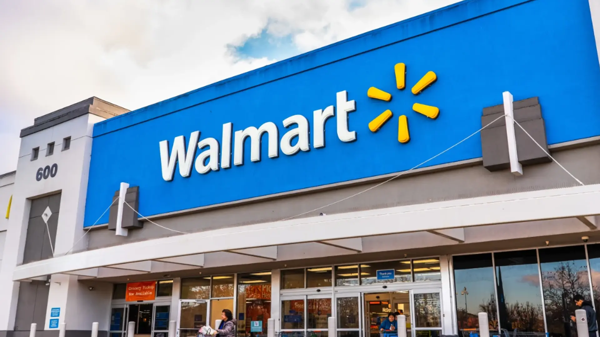 Walmart goes deep in building AI, GenAI capabilities