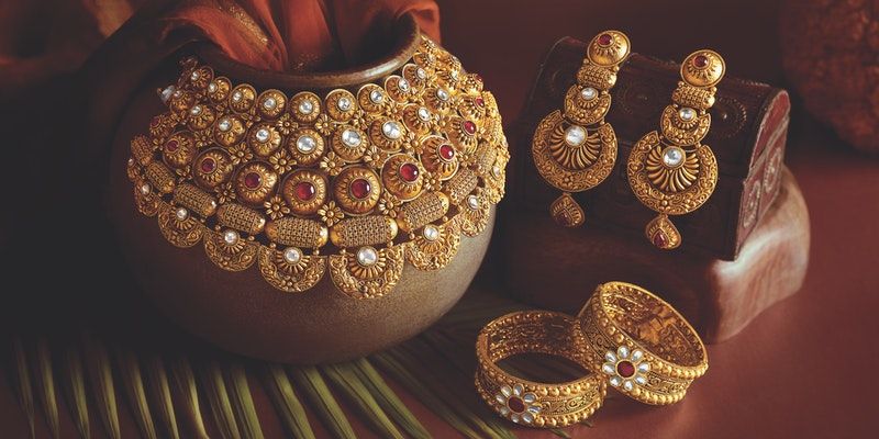 Kalyan jewellers store jewellery design