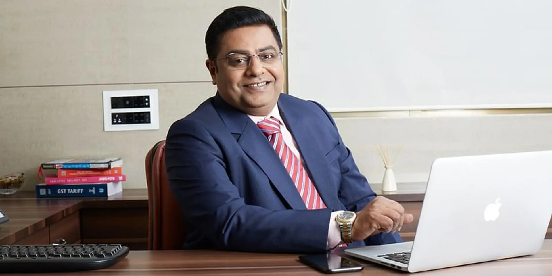 From making Diwali lights to a Rs 300 Cr turnover electricals company – the story of Vinay Electricals