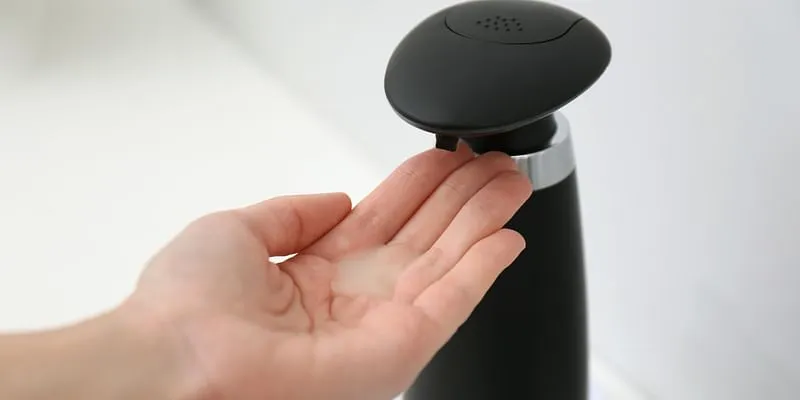 Touchless dispenser