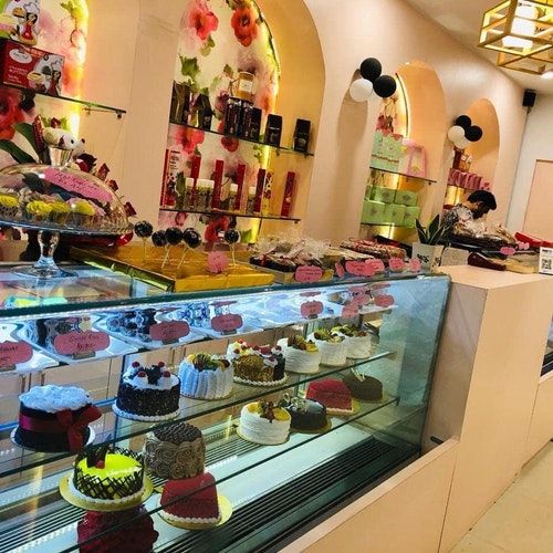 Cakes N' Craft, Bhawar Kuan, Indore, Cake, - magicpin | October 2023