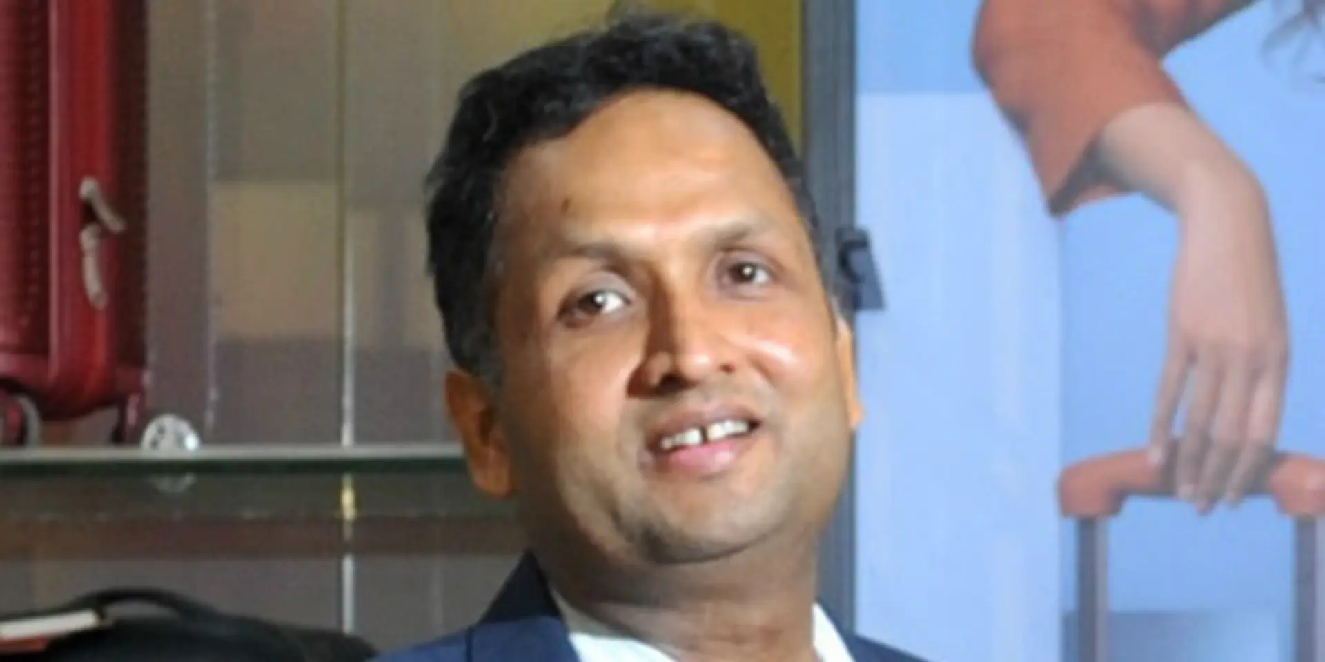 From selling bags on Mumbai streets to launching High Spirit, a Rs 250 Cr bag company, here’s Tushar Jain’s amazing story