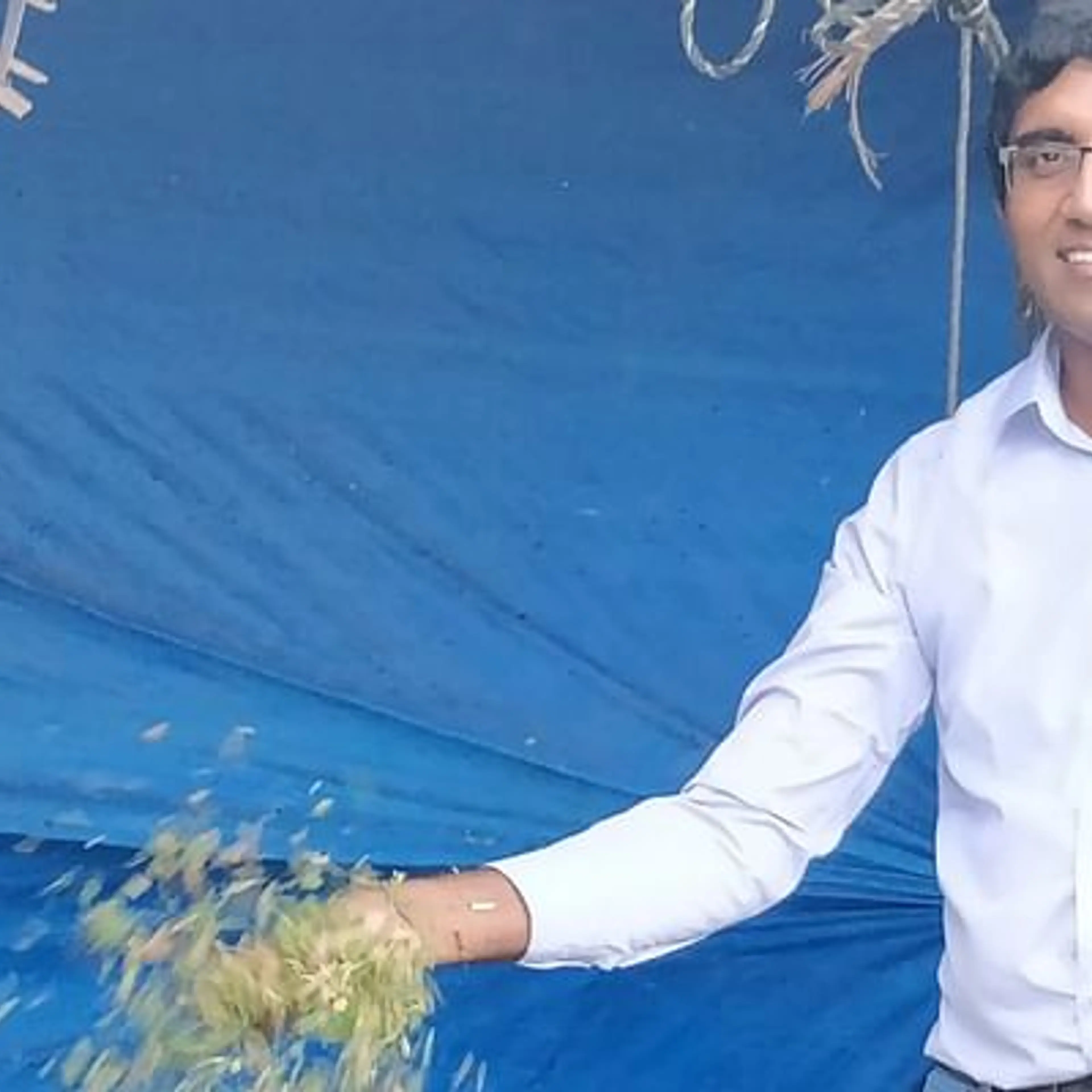 This engineer quit his US job, returned to India and bought 20 cows. Now his dairy brand earns Rs 44 Cr revenue