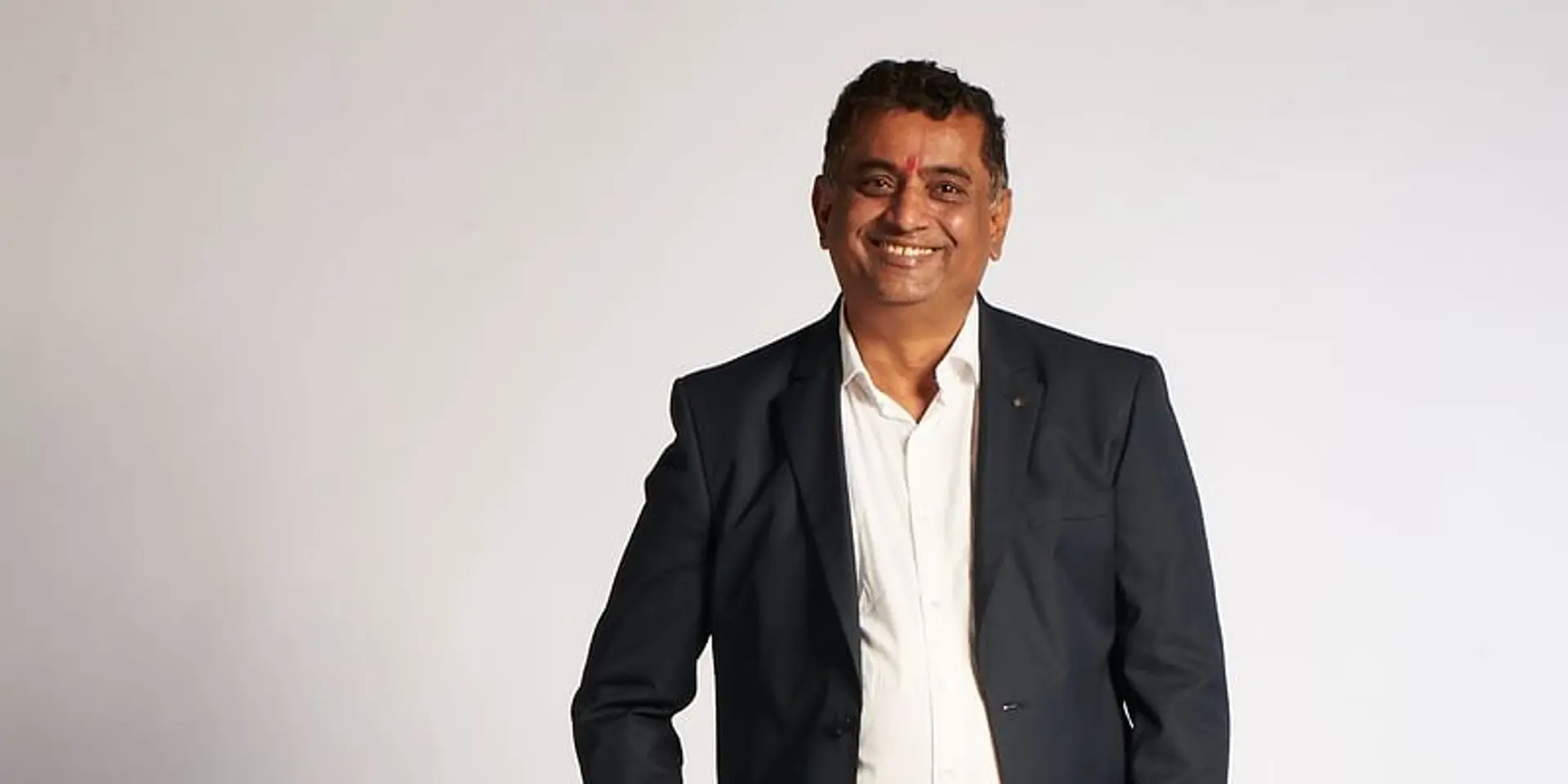 At 12, he came to Mumbai with a dream. Now he runs a Rs 100 Cr revenue liquor business