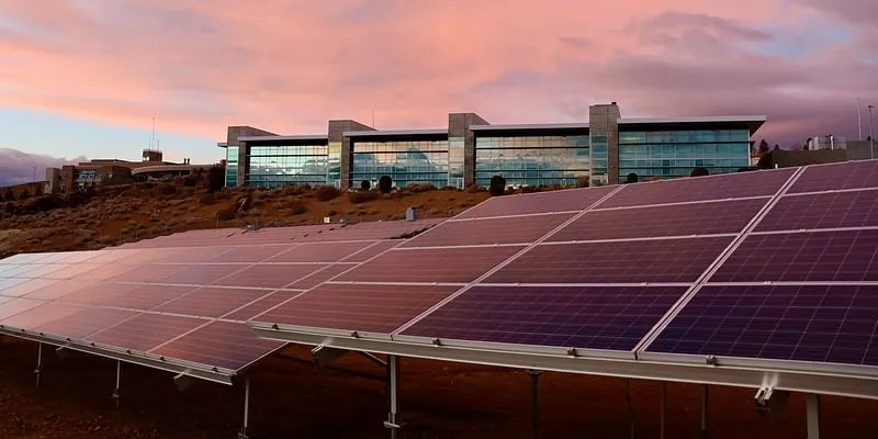 How You Can Save Energy & Money with Solar Street Lights