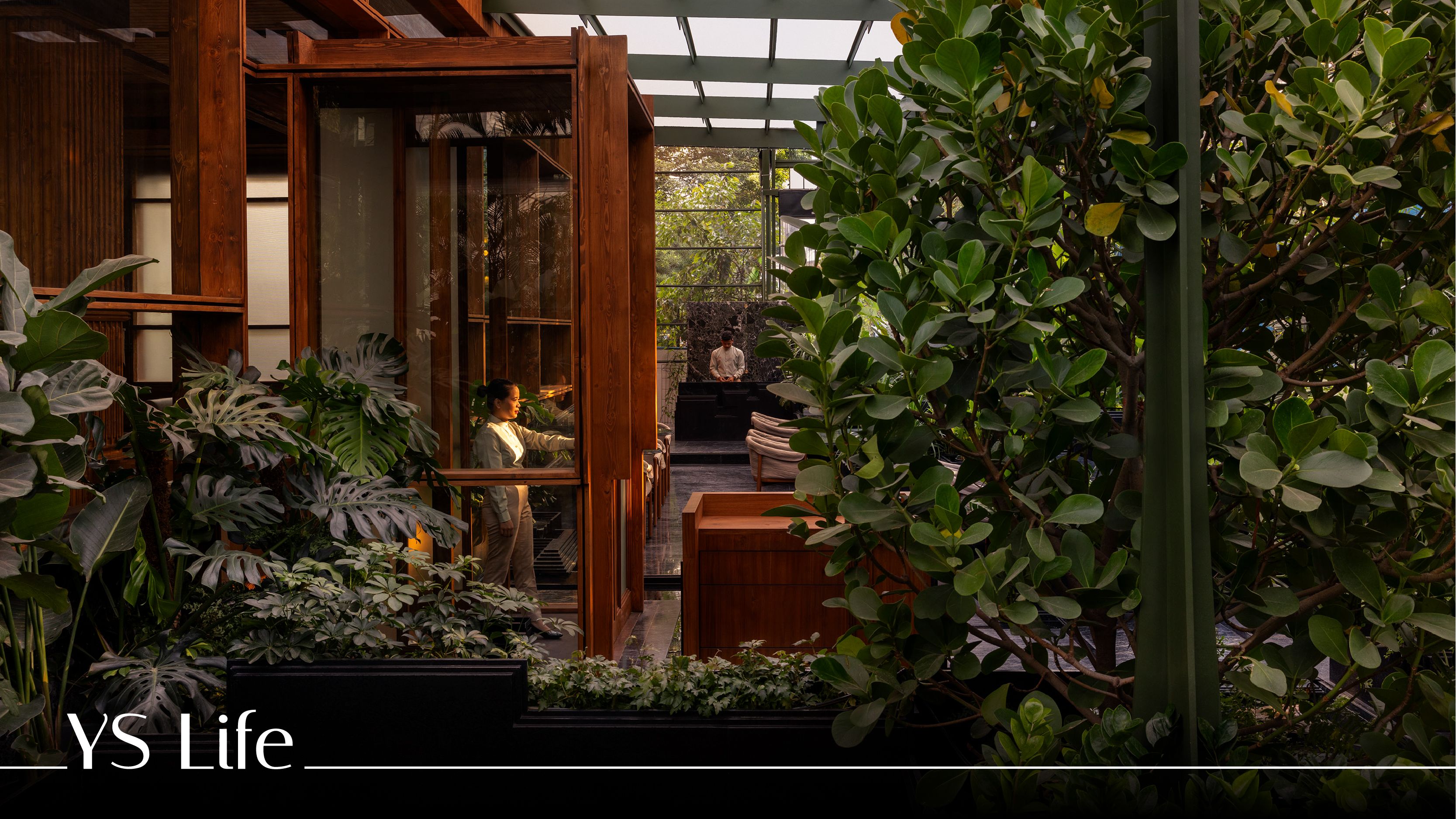 This cocktail bar in Bengaluru transforms into a breakfast club every weekend 