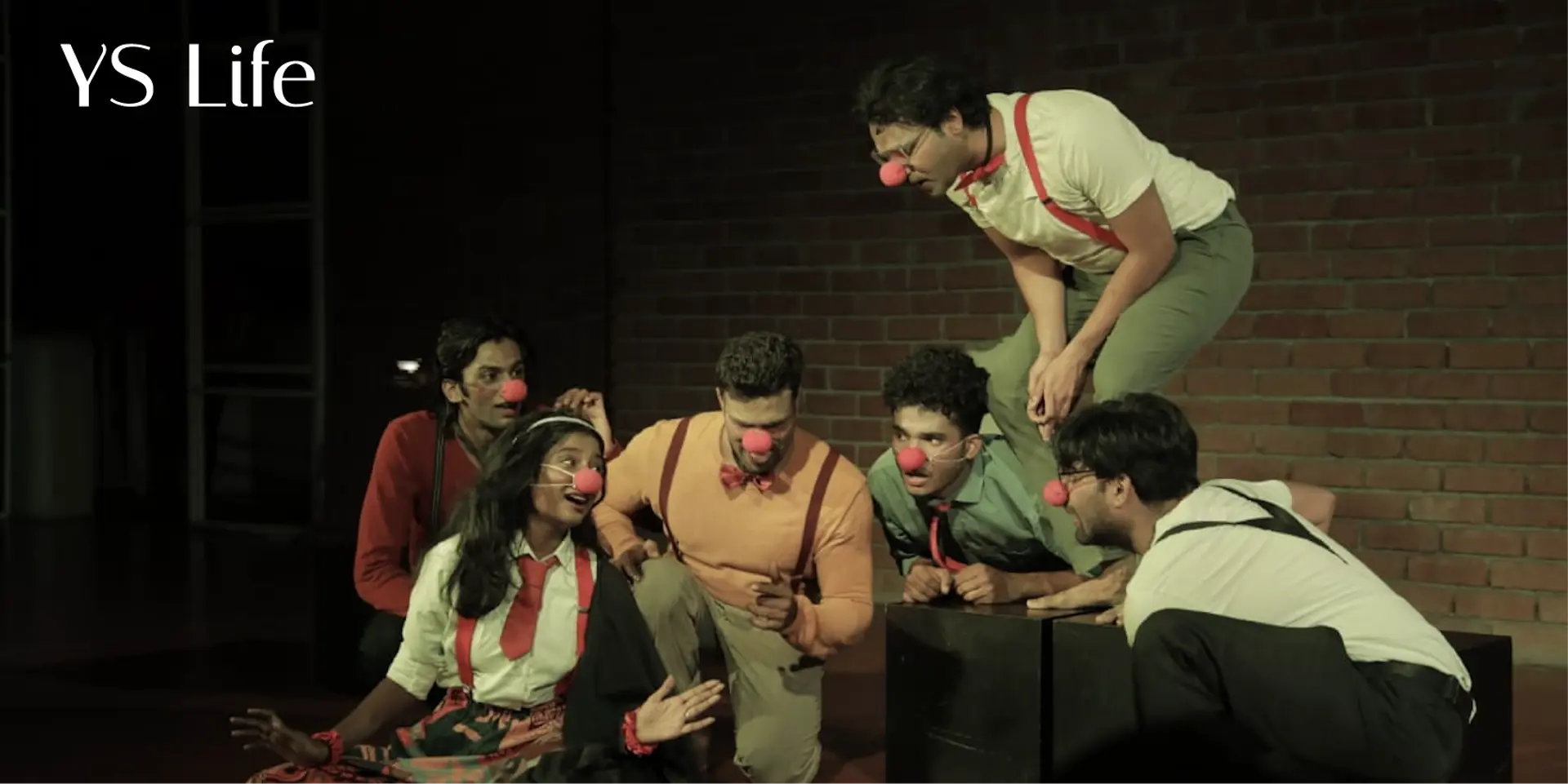 Eight clowns and a 3some