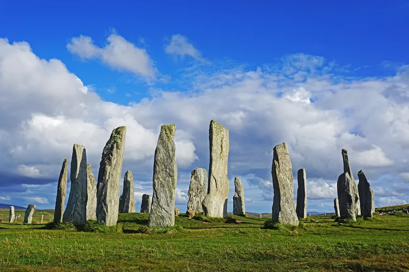 Exploring the many sights of Outlander’s Scotland, one site at a time ...