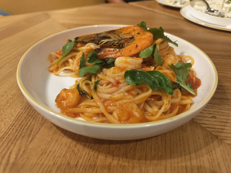 Prawn linguini