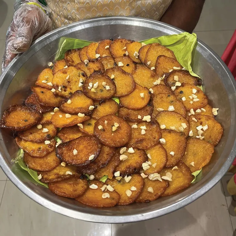 Arusuvai Arasu malpua