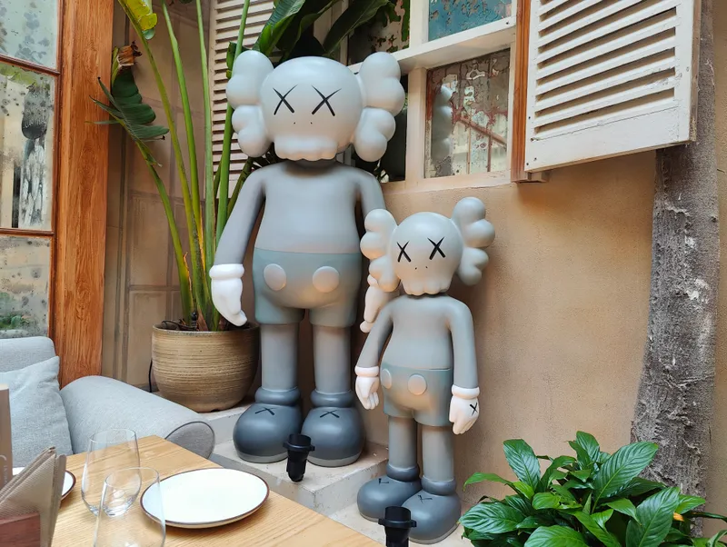 One8 Commune Mickey