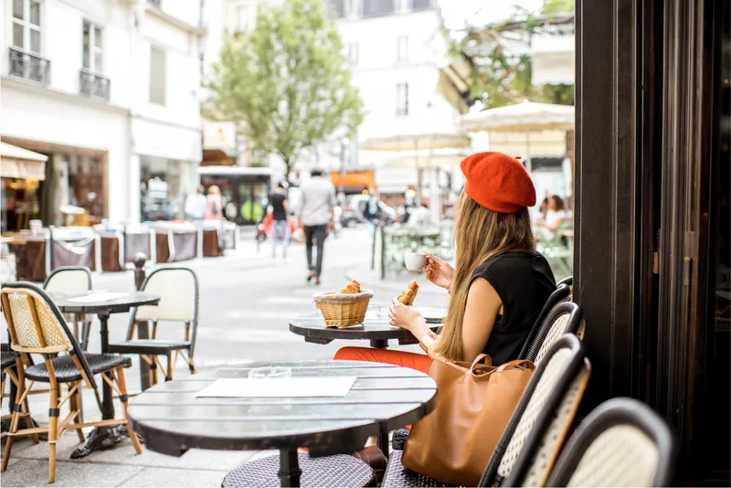 cafe paris beret