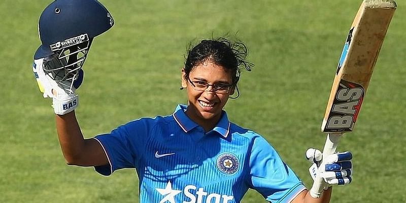 Smriti Mandhana lends support to campus cricket tournament for women