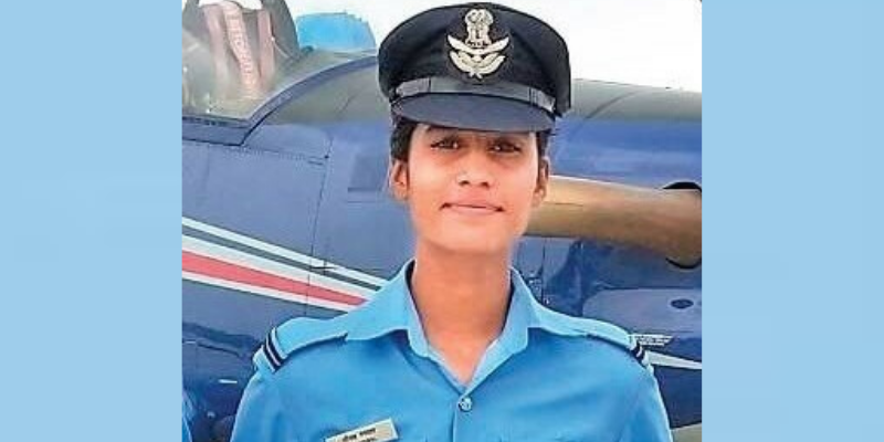  MP tea seller's daughter flies high, becomes IAF officer