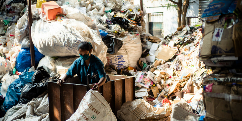 UNEP report reveals role of gender in waste management 