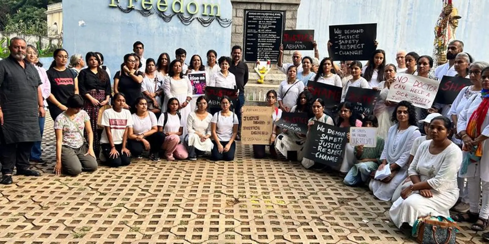 Women in Bengaluru protest rape and murder of Kolkata doctor; demand justice, safety, respect