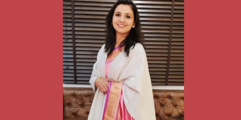 Dr Himangi