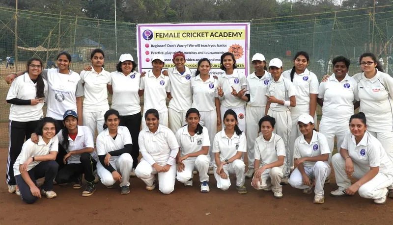 female cricket