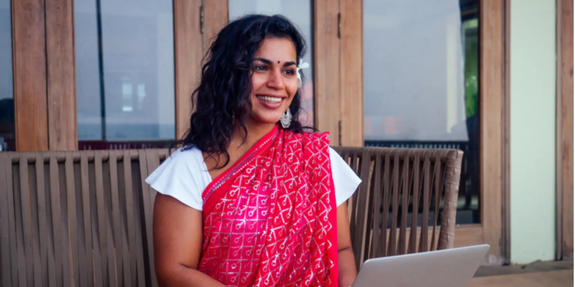 Women in Tier-II cities break more glass ceilings, reveals IndiaLends survey
