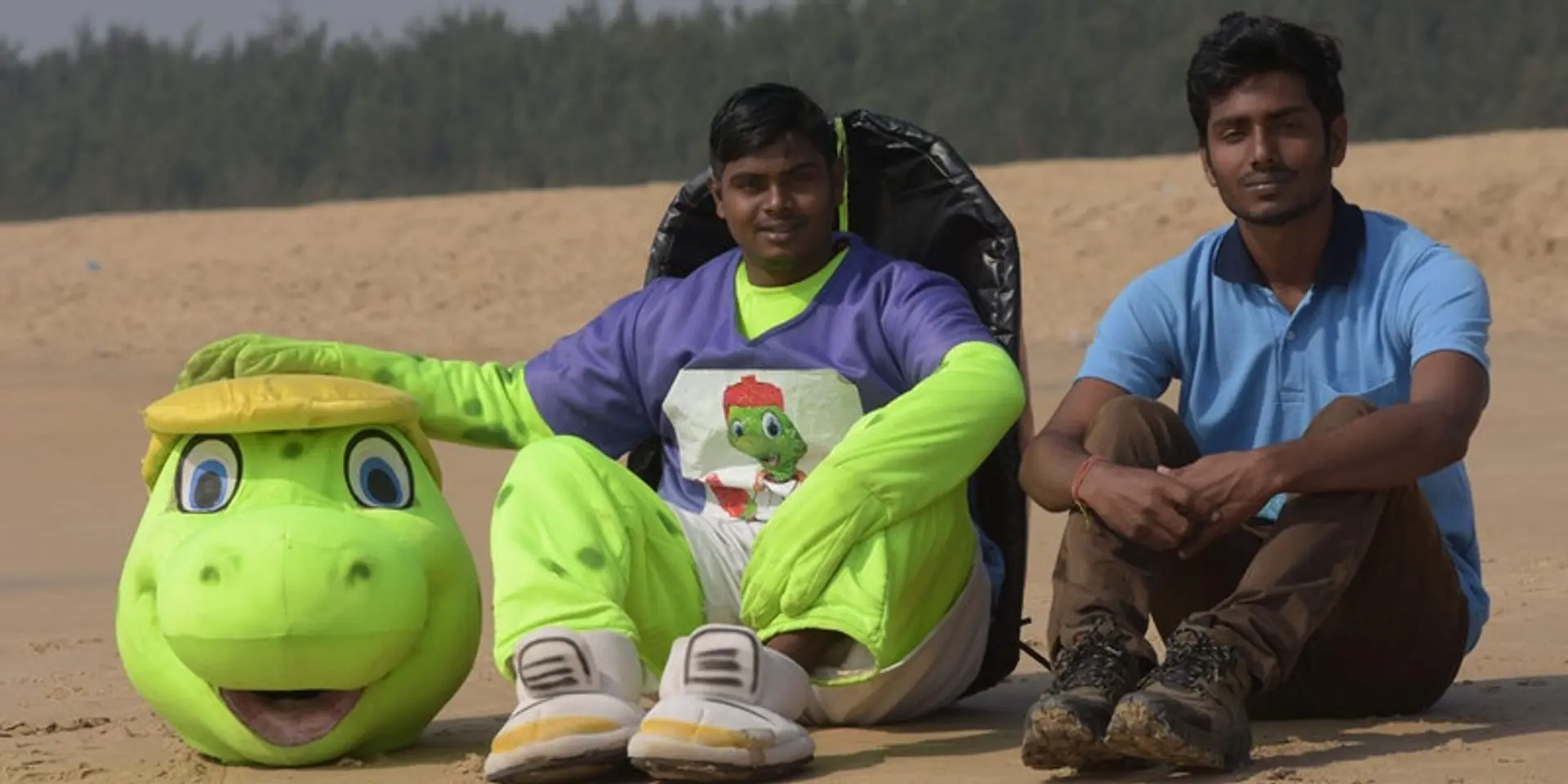 This duo is on a mission to make Odisha beaches safe for endangered Olive Ridley turtles