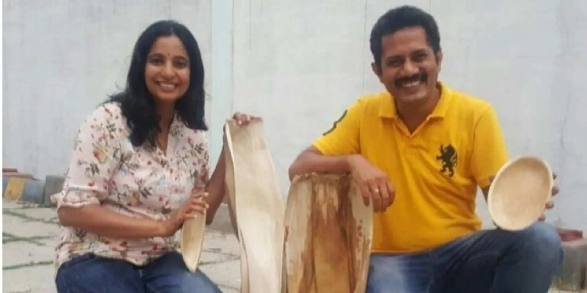 Using palm leaves, this couple is making eco-friendly tableware and cutlery